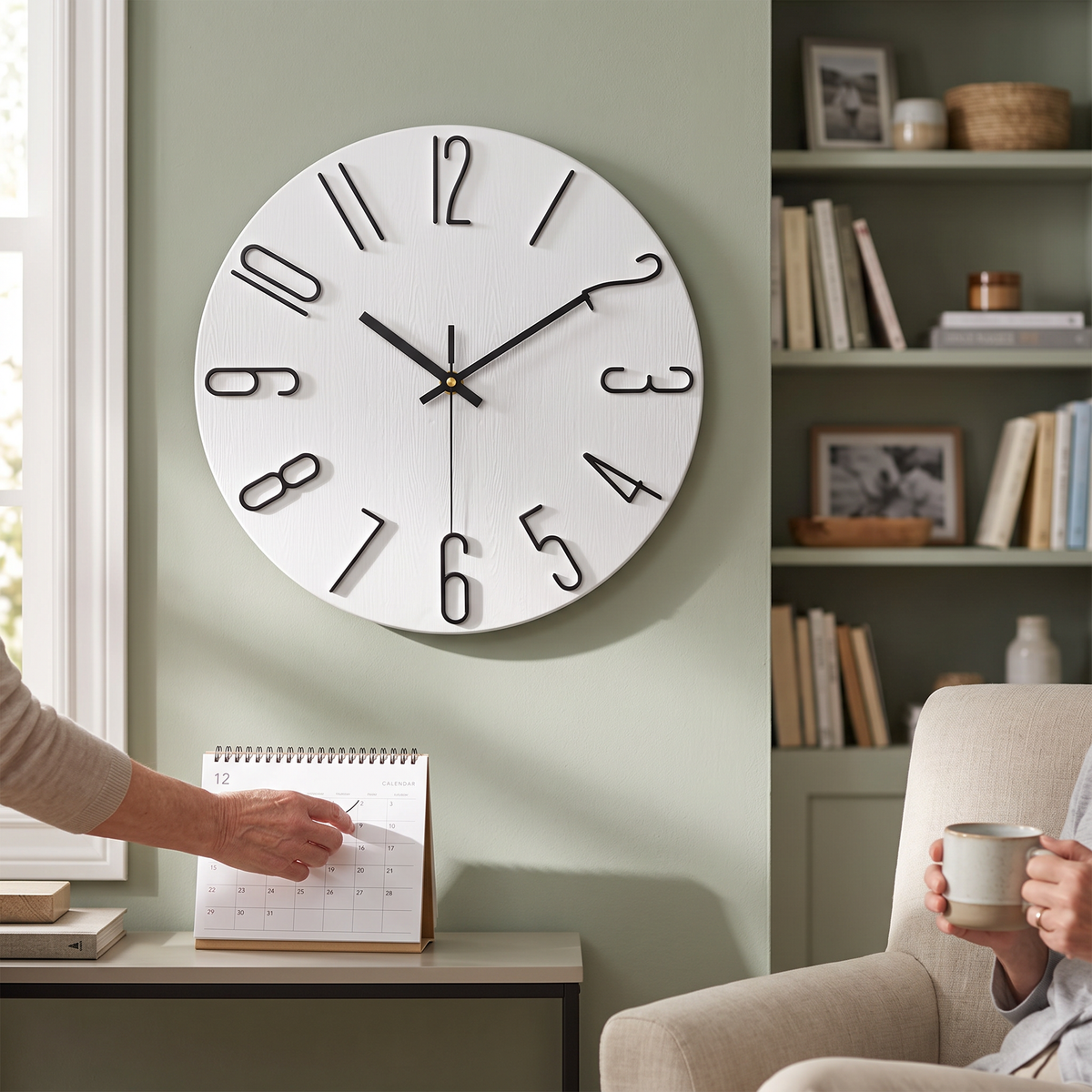 Noble modern wall clock - white